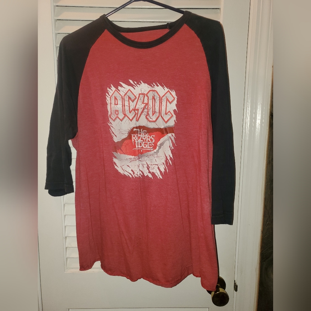 ACDC tshirt size large quarter sleeve